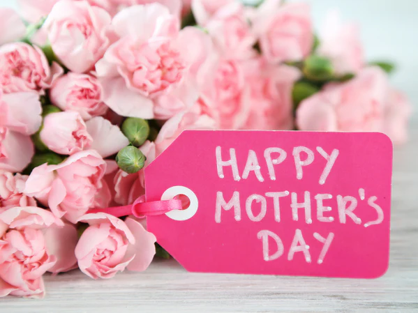 Mother’s Day Flower Arrangements in Dubai | Infinity Roses & Luxury Bouquets